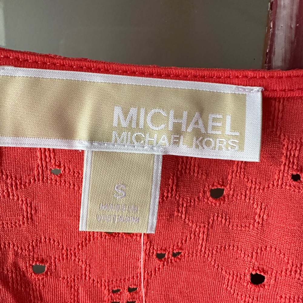 Michael Kors Red Lace V-Neck Blouse - Picture 2 of 7